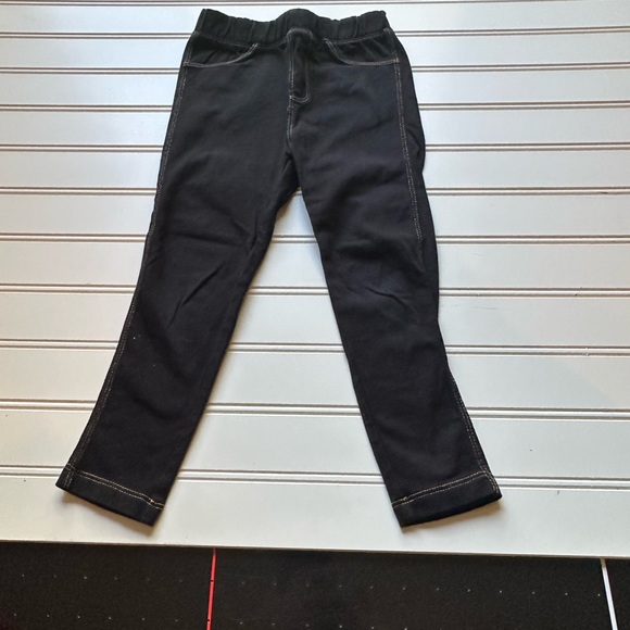 Disney kids Christmas sweater and gap stretch jeans size 3T - Picture 5 of 6